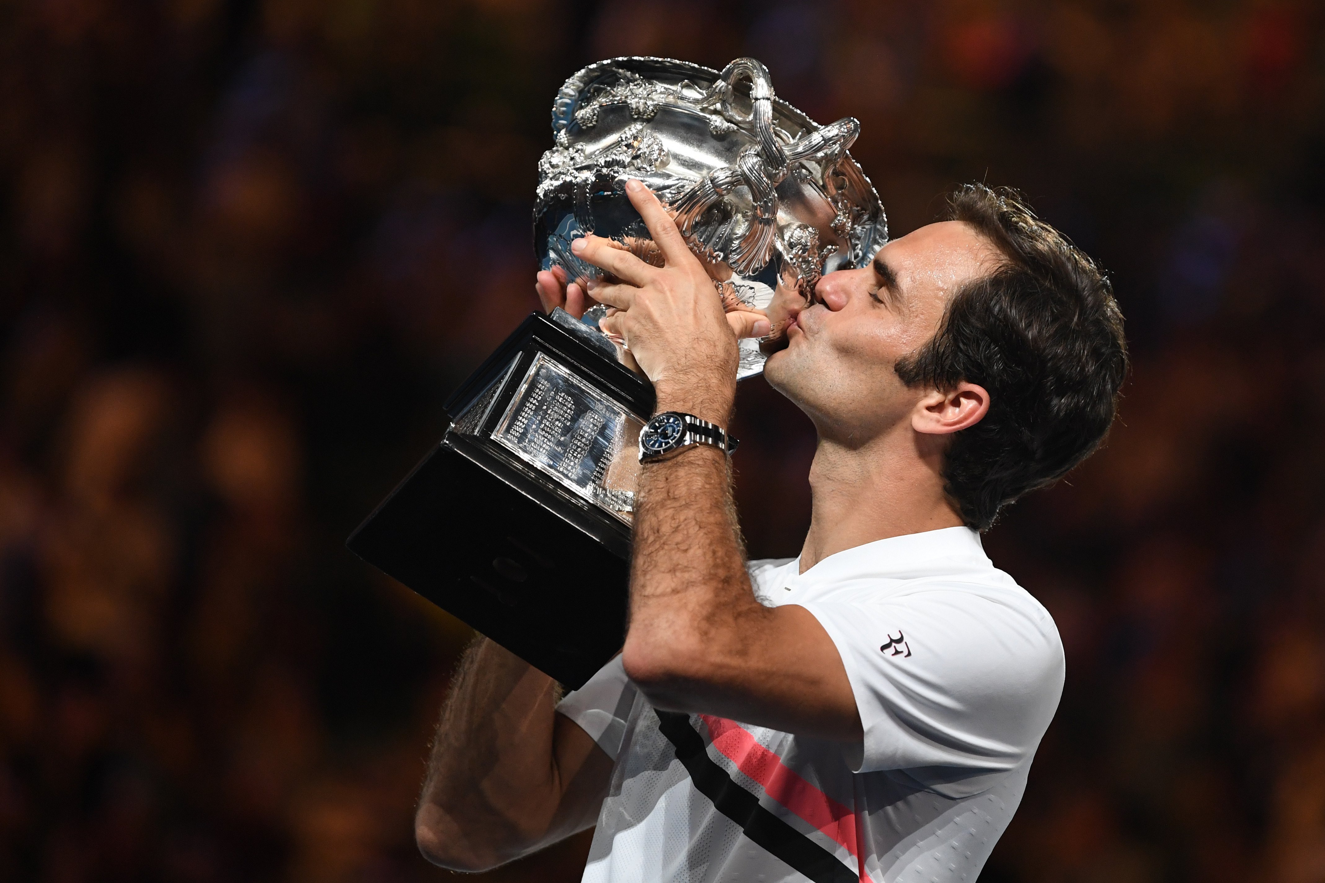 世界网球队逆转德国网球队，费德勒关键制胜