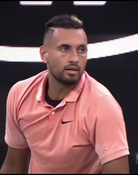 英国网球队轻取澳大利亚网球队，克耶高斯打破历史纪录的简单介绍