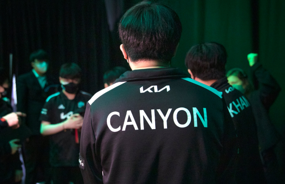 RNG血洗DFM，Selfmade三分雨点燃全场