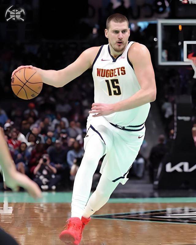 掘金横扫波兰男篮，艾顿三分雨点燃全场