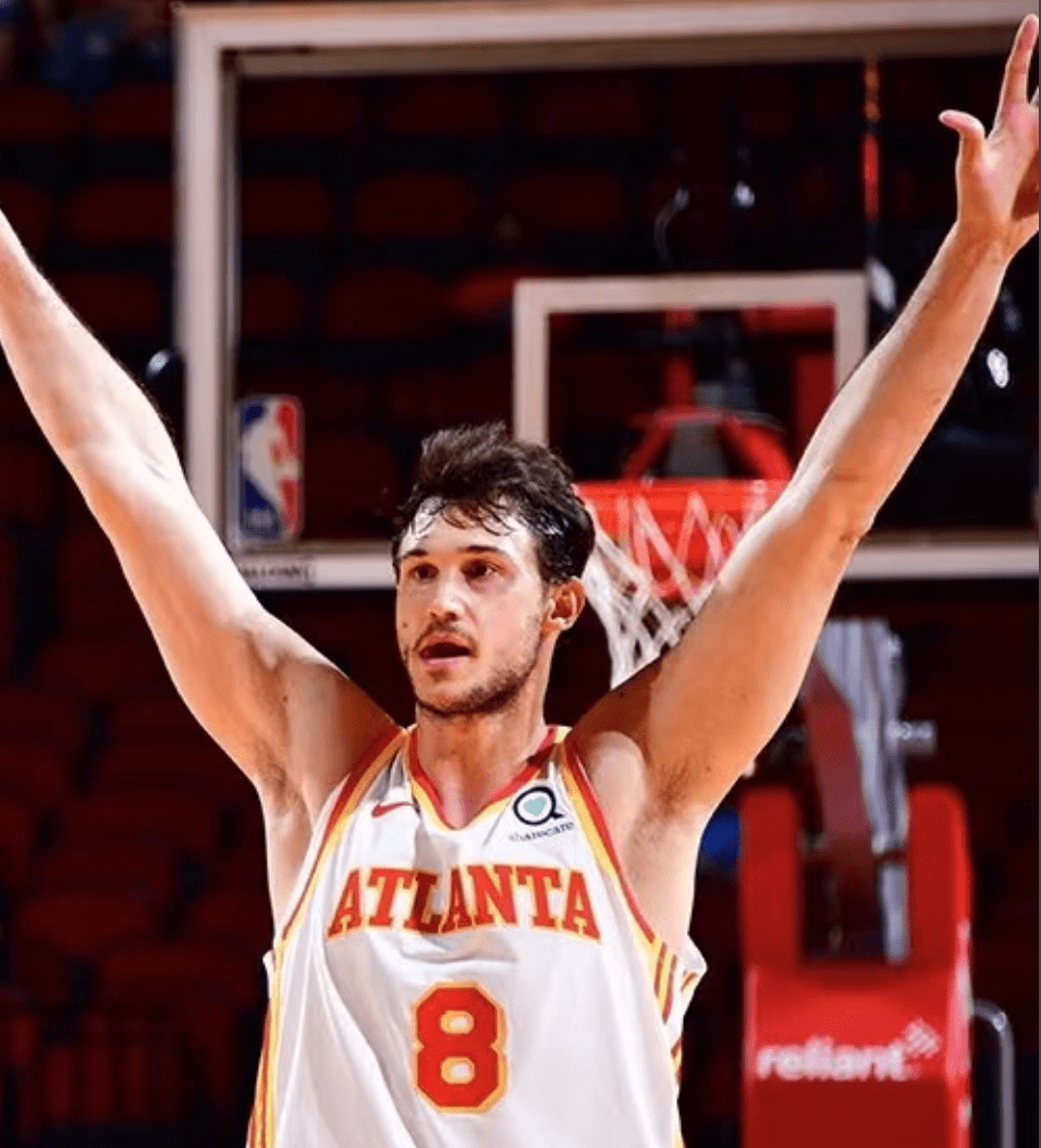 西班牙男篮强势篮网，加里纳利爆发神勇