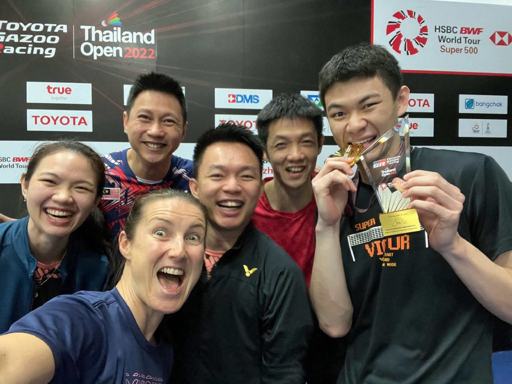 泰国队碾压韩国队，李梓嘉带队取胜