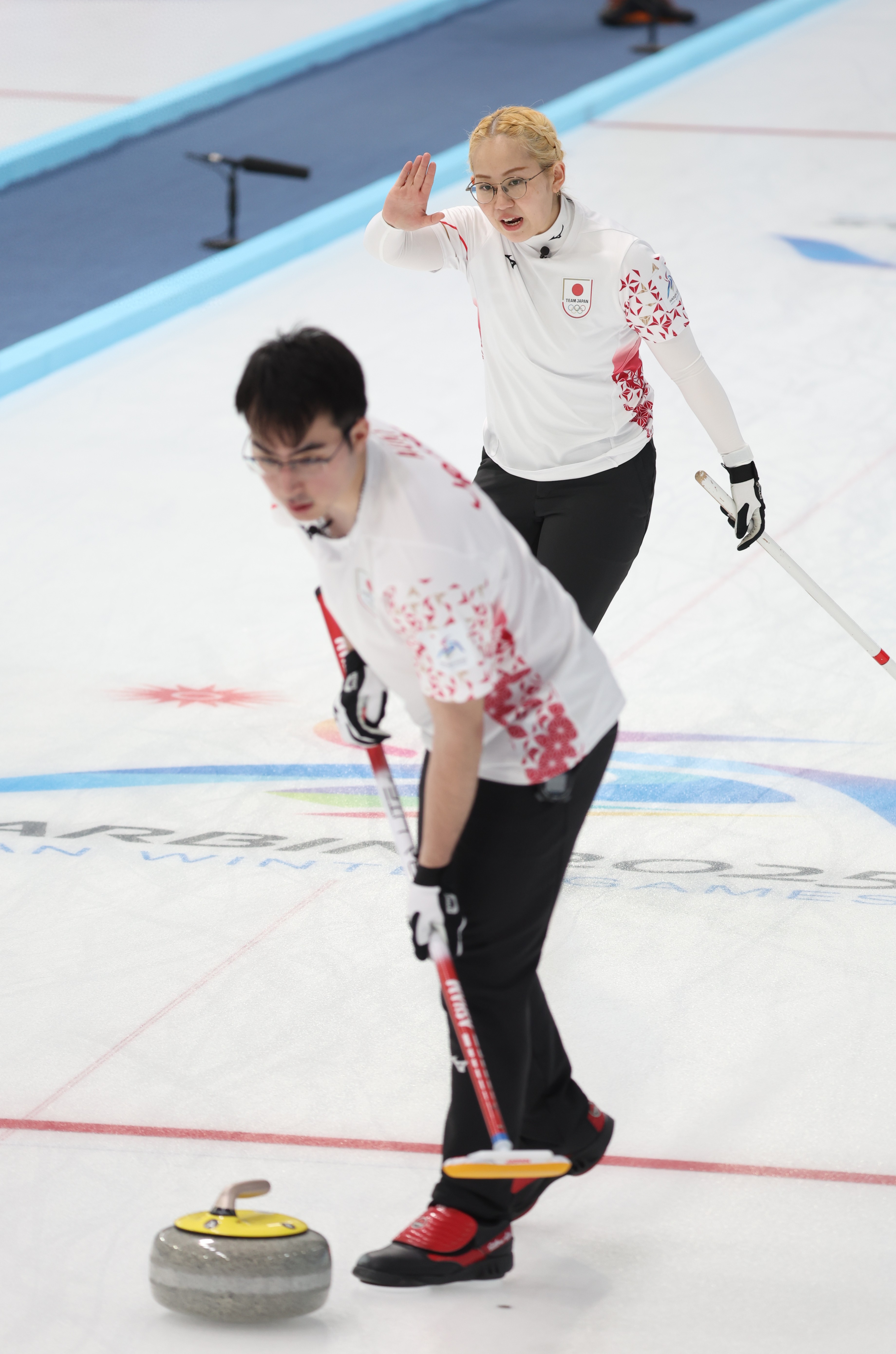 日本队完胜奥地利队,林高远点燃赛场 日本队完胜奥地利队,林高远点燃赛场
