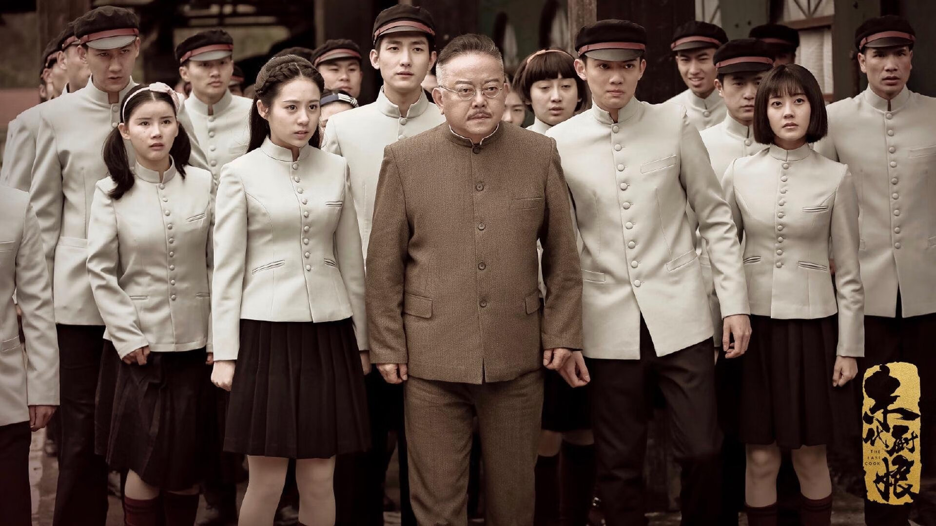 奥斯梅恩梅开二度闪耀全场,芬兰奇迹夜淘汰马德里竞技