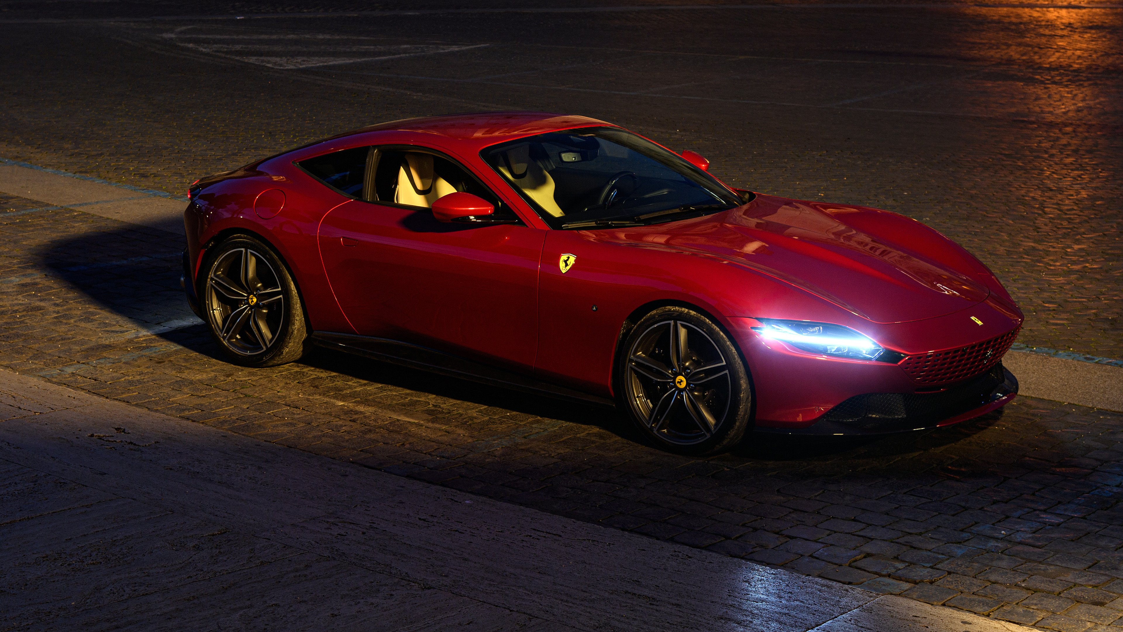 南美德比在伯纳乌上演,维尼修斯撕裂红蓝防线,阿根廷铁幕笼罩巴萨