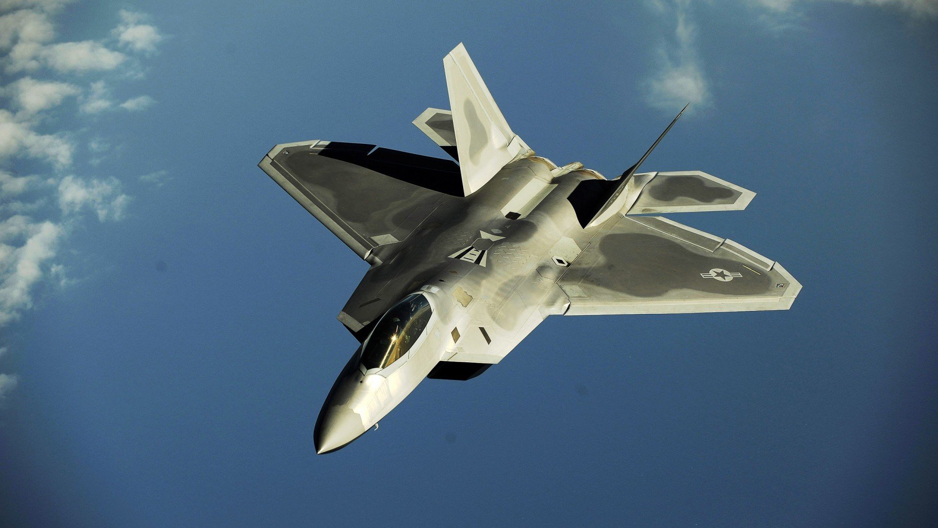 当杜兰特站在英超决赛的罚球线,一场跨界的一波带走